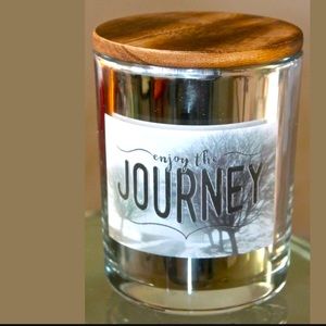 DW HOME CANDLE MOUNTAIN SPRUCE WOOD WICK SCENTED NEW